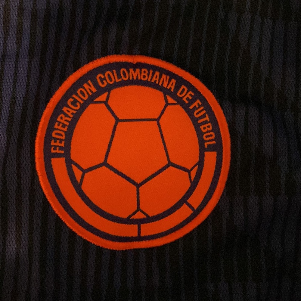 Colombia jersey number 10 - Picture 2 of 3